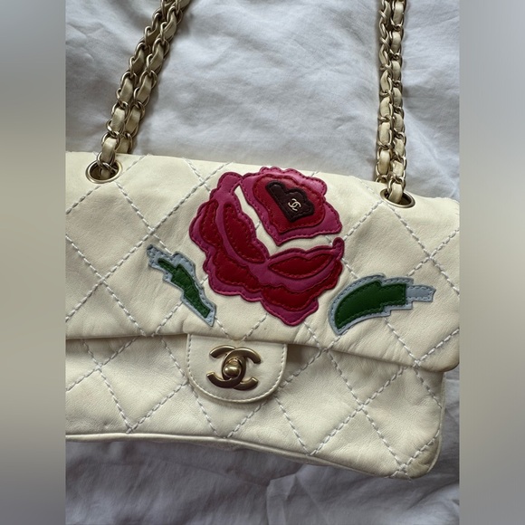 Vintage Chanel Rose Flap Bag - Picture 2 of 11